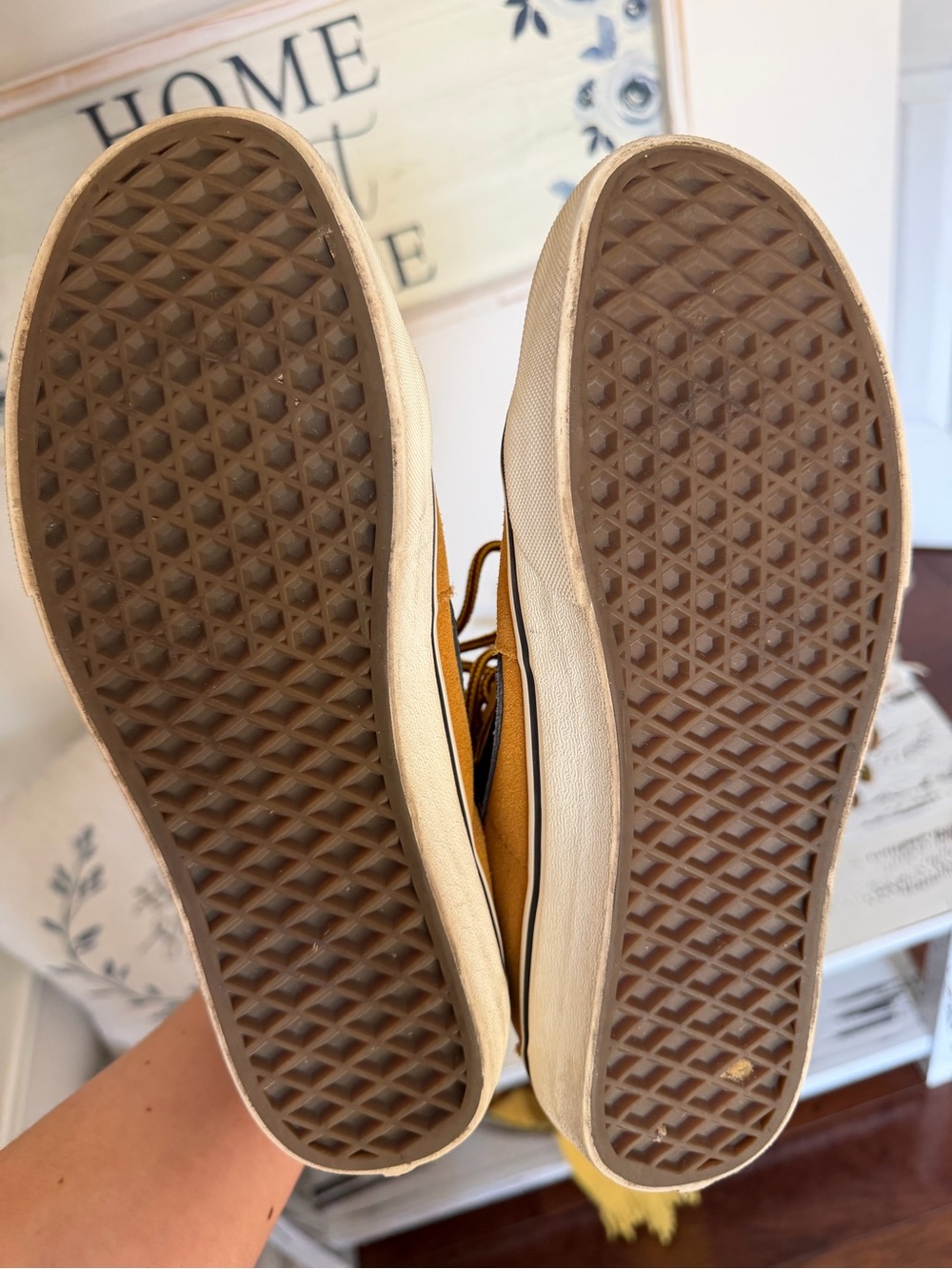 Vans Women’s or Men’s High-Top Suede Sneakers in Tan and Black - Picture 7 of 8